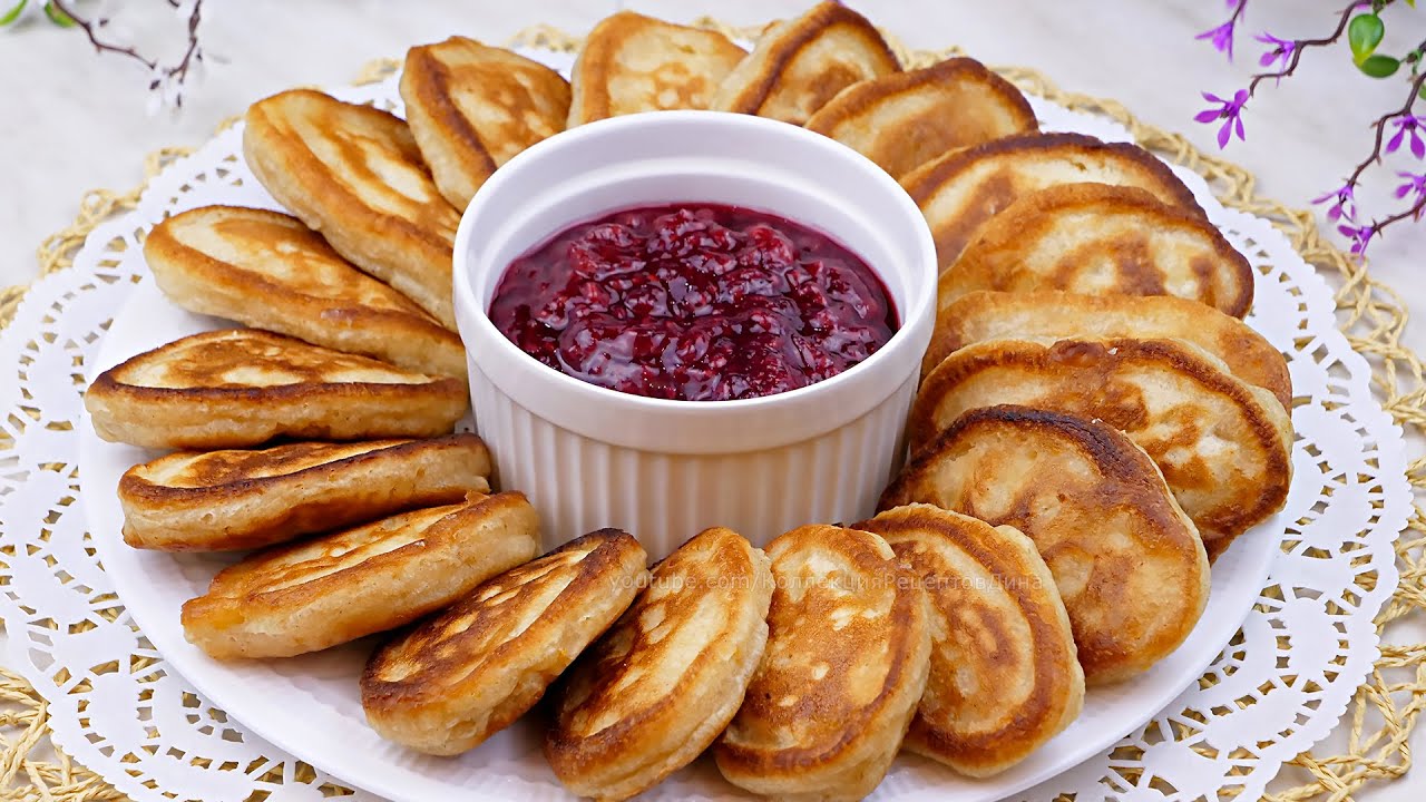 Нежные оладьи на кефире с яблоками! Мягкие яблочные оладьи! Пышные оладушки с яблочным припеком