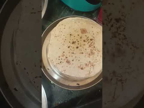 हे भगवान यह कैसा मौसम है 🤣🤣🤣😍☔🥶#youtubeshorts #viral #cooking #comedy #funny #trending video 📸🤣🤣