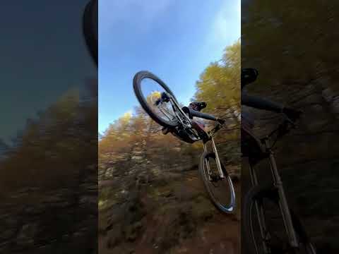 Quentin Barbe going sideway in Les 2 Alpes.