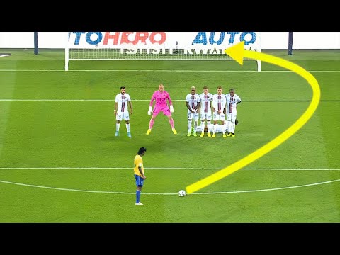 Ronaldinho Legendary Free Kicks