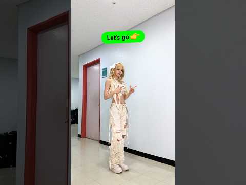 Can you step like #KIMCHAEWON?๐ Create your take and #MakeItLookEasy on YouTube Shorts! #LE_SSERAFIM