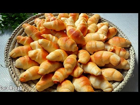 بدون بيض ولا زبدة ولا حليب هتعملو اخف كرواسون وربع كوب زيت بس