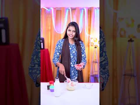 Strawberry cup cake 😍#shorts #trending #shortvideo #shortsfeed #food #cake #funny #foodie #nrfm