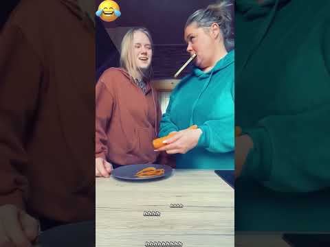Daughter and Mom😂#funny#funnyvideo#fyp#foryou#scarecam#prsnk