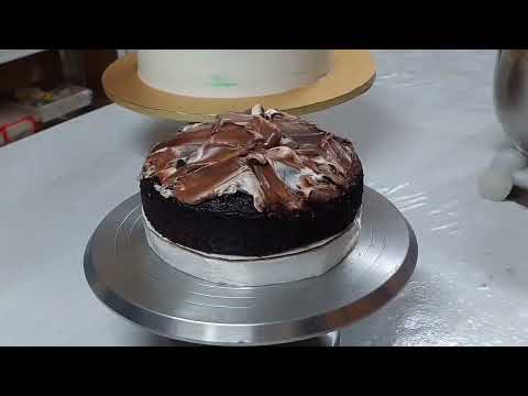 Decorating simple 3 tier wedding cakes | Elegant Cakes for wedding | Wedding Cake design & ideas