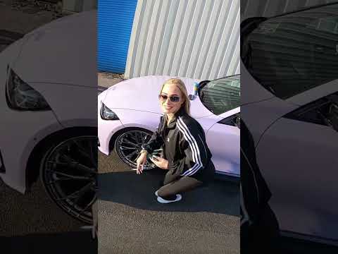 Date mit Laura?😍 #motovlog #supermoto #bikergirl