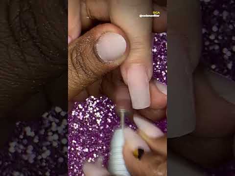 O QUE DIZER PARA CLIENTE QUE COLOCA PREÇO NO SERVIÇO DA MANICURE?