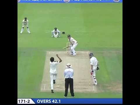 Mohammad Asif Sets Up Michael Clarke With Most Clever Swing Bowling