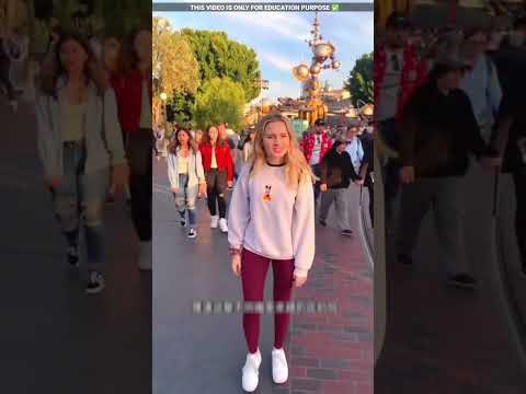 Everybody here walks backwards😮#viralvideo #shortvideo