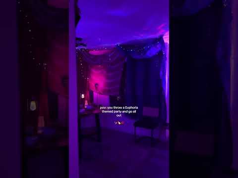 Party or HBO audition? 🎭✨