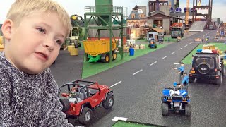 Pack schlägt sich - Pack verträgt sich | PLAYMOBIL in BRUDER Toys Jack City