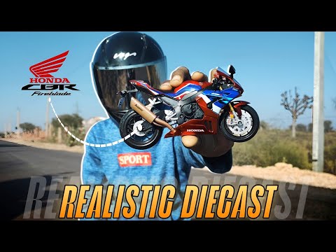 The Mini Version of a Superbike! Honda CBR1000RR Fireblade SP Scale Model Unboxing