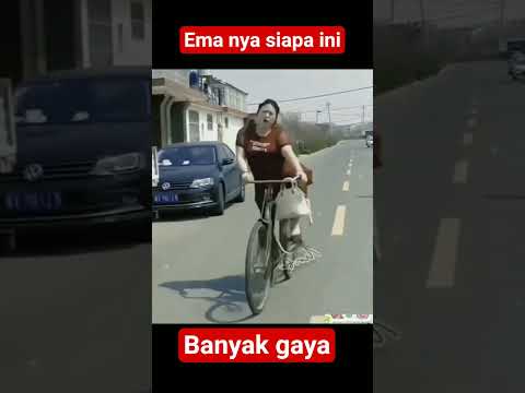 permisi ema mau lewat #ngakak