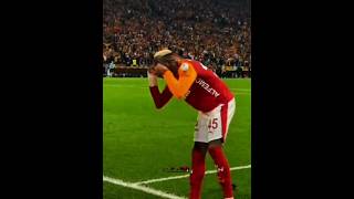 OSİMHEN FENERE ACIMIYOR  #galatasaray #osimhen #keşfet #edit #4k #fypシ #aboneolmayiunutmayin
