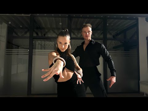 Thomas Rhett ft. Teddy Swims - Somethin' 'Bout A Woman (Dance by Ustin & Ieva)
