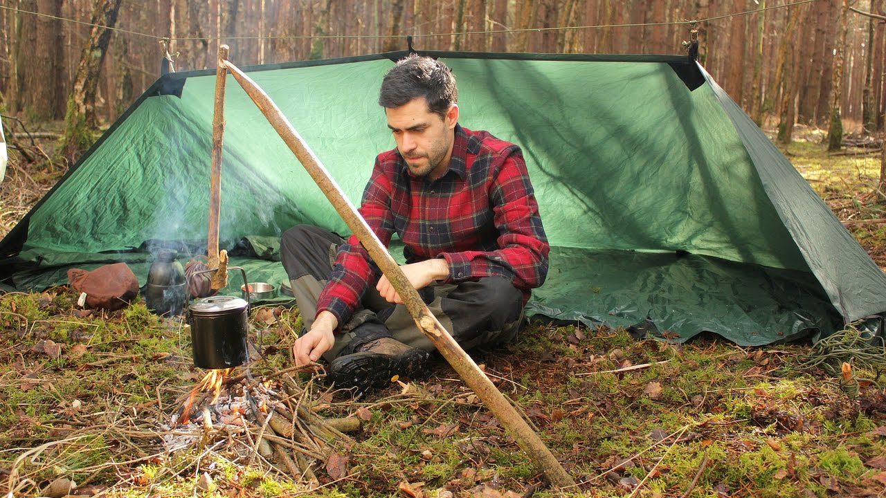 Bushcraft - Camp Fire with Pot Hanger, Coffee and Day Pack Gear Overview