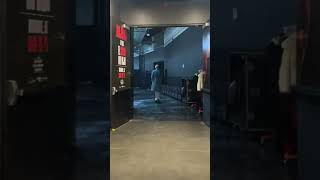 Así llega Ricardo Arjona en su Concierto