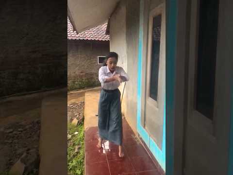 Berenang di lantai #diy #kreatif #viral #art #craft