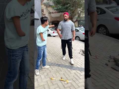 شاب ايده مقطوعه يريد ان يكف الاذى عن الطريق هتنصدموا من اللي حصل 💔😱 #shorts