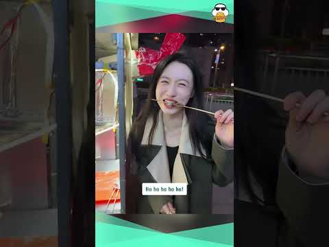 Bạn gái ăn vỉa hè bất ngờ với gia cảnh chủ quán 🤣🤣 #shorts #haihuoc #funny #giaitri #haihuocvuinhon