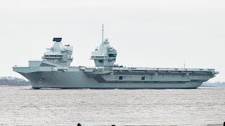 Aircraft Carrier HSM Queen Elizabeth leaves Hamburg