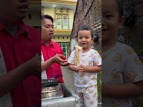 Adenya di suruh pulang soalnya mang cilung di sebut bau
