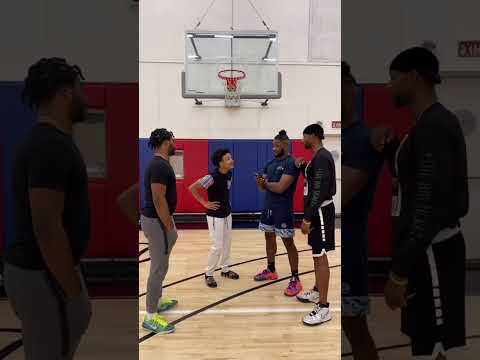 When White guys dunk vs when Black guys dunk