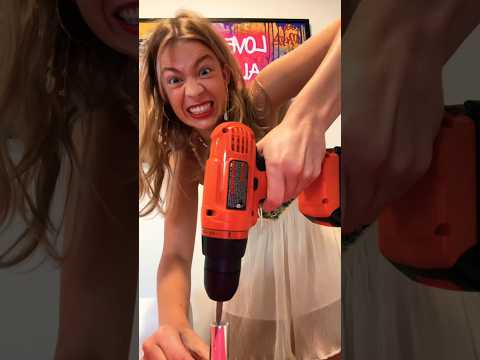 MAKE LIPSTICK LAST LONGER⁉️ *hacks r getting intense*😭