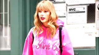 Taylor Swift Caught Wash Travis Kelce Hand During Outing in Kansas City 09th September 2025
