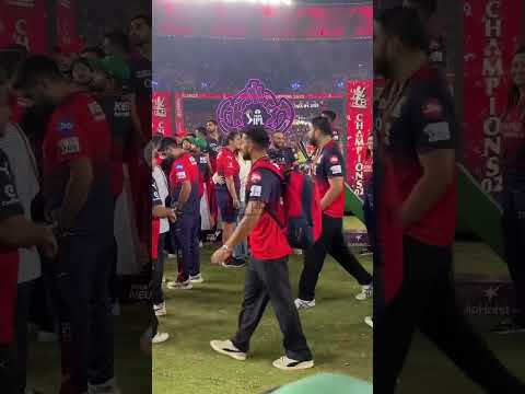 RCB Team Arrived At Uppal Cricket Stadium 🏟️ | IPL 2026 | RCB Vs SRH | #hyderabad #rcb #viratkohli