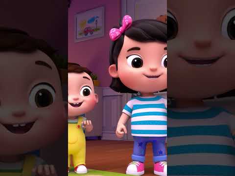 MEOW! 😺 Mia is a Cat for Halloween! 🎃 #LBB #Short #Halloween