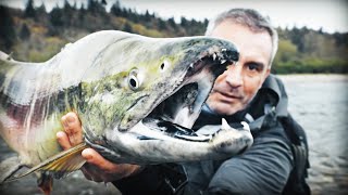 JE COMBATS UN SAUMON DÉMESURÉ - Cyril Chauquet