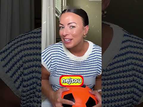 Proč mají fotbalové míče tak DIVNÉ tvary? ⚽🧐