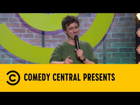 Contro chi andresti in guerra - Luca Ravenna - Comedy Central Presents