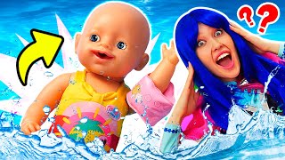 The baby doll is missing! The princesses feed the baby doll and look for her in the princess castle.