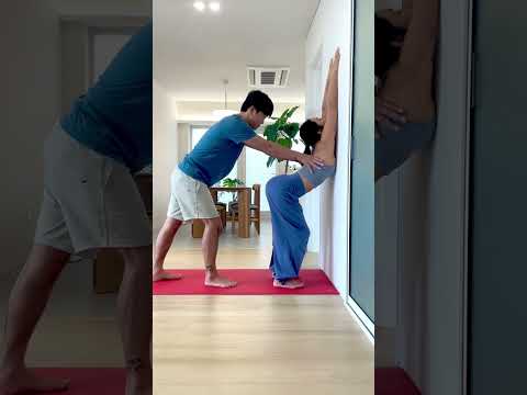 [동구가 알려주는 요가] #굽은등 #어깨를 펴주는 #요가 동작 #yoga