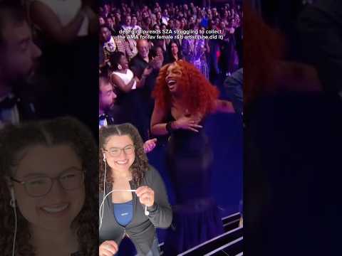 thank god for SZA honestly #SZA #AMAs #americanmusicawards #staurn #lipreading #lipreadinggirl