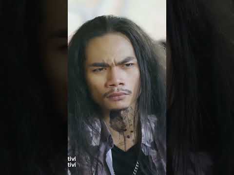 Ai mượn báo khứa tóc dài vậy | FAPTV Shorts #shorts #faptv #giaitri #comedy