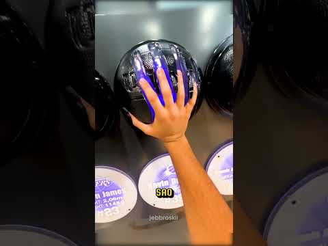 So Sánh Kích Thước Tay Mình Với Tay Của Cầu Thủ Bóng Rổ