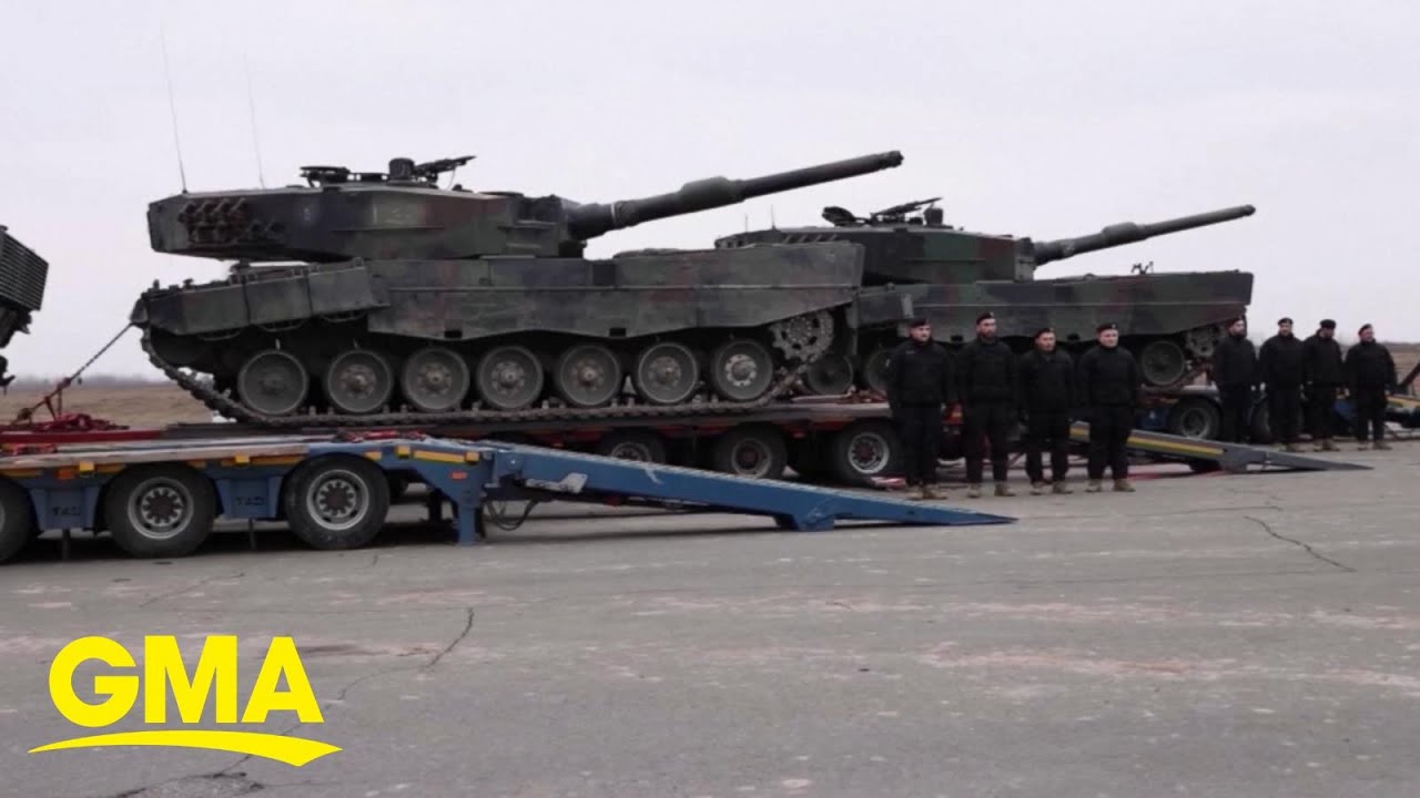 1st Leopard Tanks arrive in Ukraine