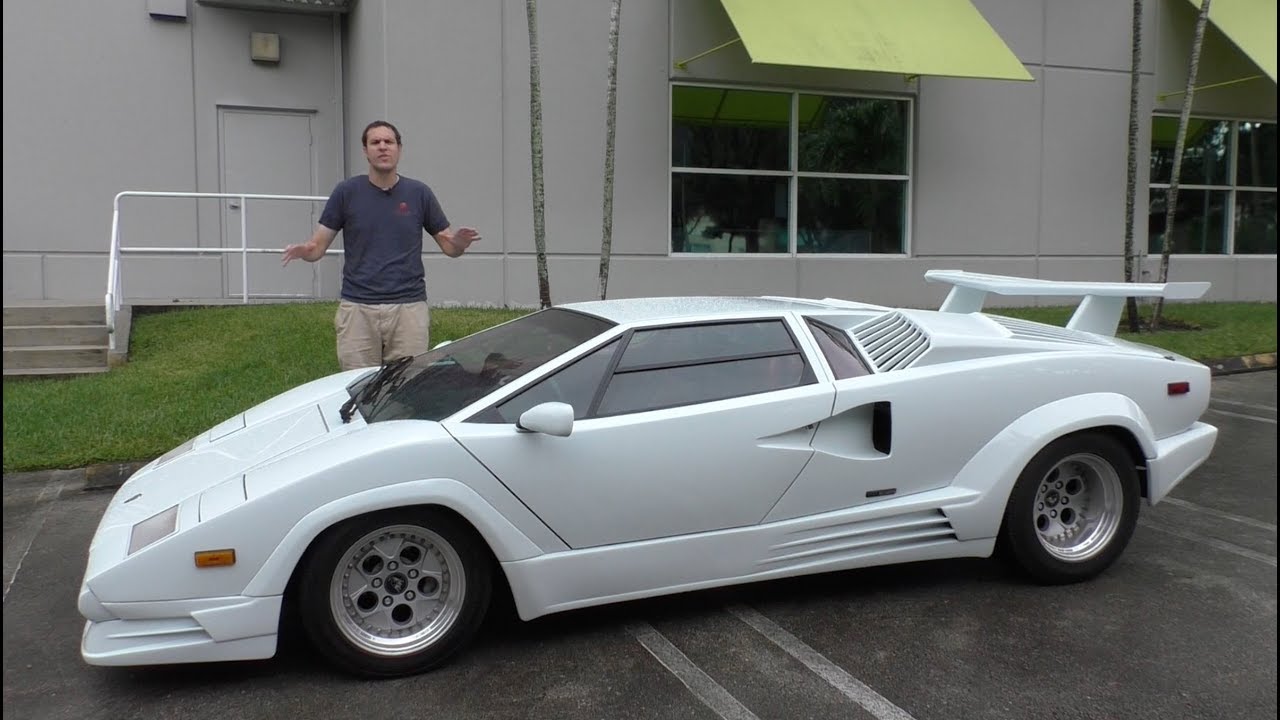Here's Why the Lamborghini Countach is Worth 300, 000