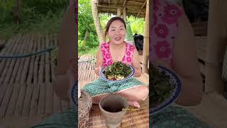 แจ่วผักก้านจองกินกับปิ้งหมู