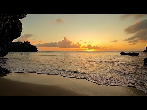 Perfect Golden Beach Sunset 4K - Relaxing Calming Waves Sounds for Sleep, Meditation & Stress Relief