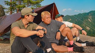 산 능선 마당바위 절벽에서 텐트 없이 하룻밤 비박 [ with 곽범, 이선민 ]
