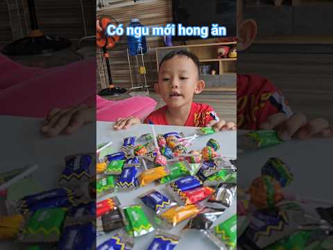 Em ăn ba cục