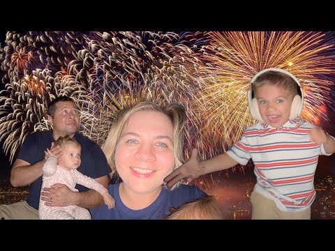KIDS REACT TO FOURTH OF JULY FIREWORKS! 😍🎆