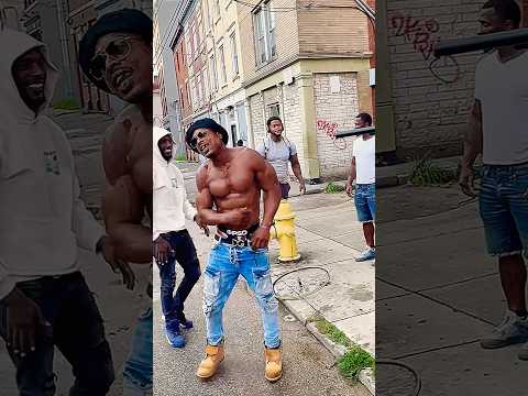 Bodyweight Exercises in the Hood #shortsviral #shorts #fitness #viralvideo #youtubeshorts