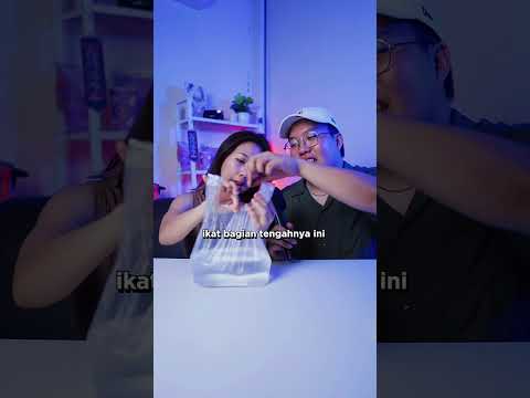 TRIK IKET PLASTIK BIAR AIR GAK TUMPAH?!