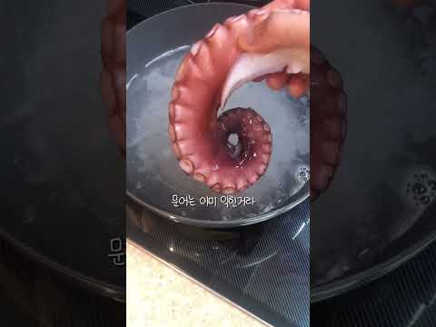 참깨랑 들기름만 넣었더니 이미 완성된 맛