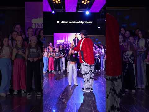 SE OLVIDÓ DE LA COREO Y NECESITABA UN IMPULSO DE SU PROFESOR 🥹
